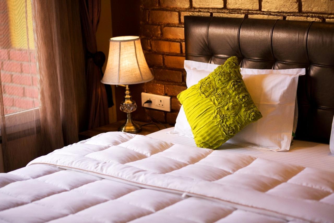 Nirvana Lodge And Lounge Мусори Екстериор снимка