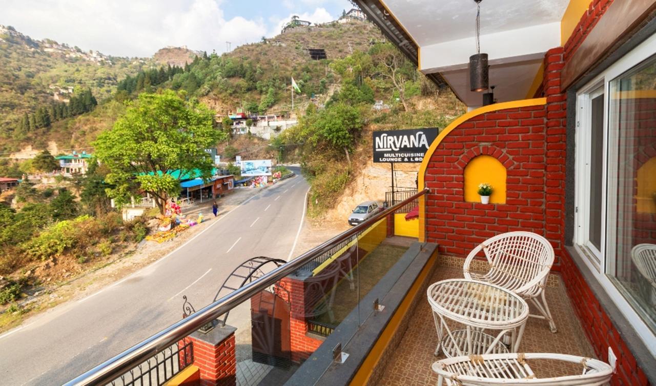 Nirvana Lodge And Lounge Мусори Екстериор снимка