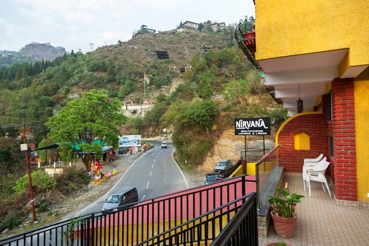 Nirvana Lodge And Lounge Мусори Екстериор снимка